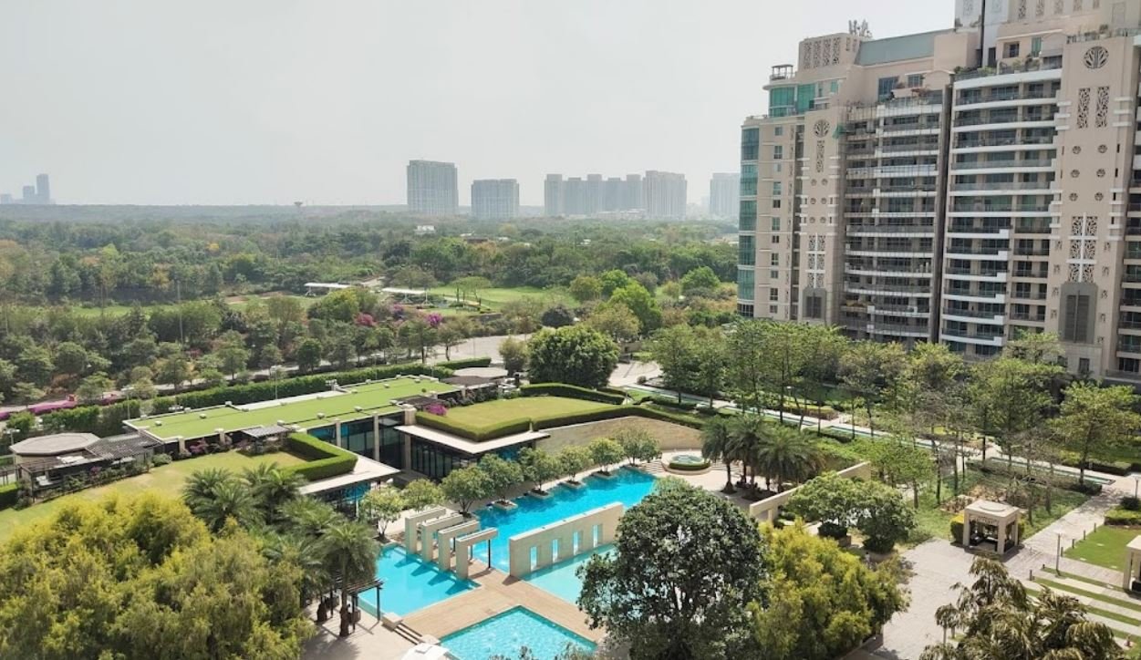 Key Highlights of DLF The Aralias