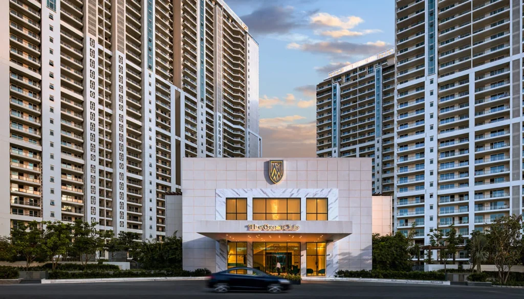 DLF The Crest Gallery 5