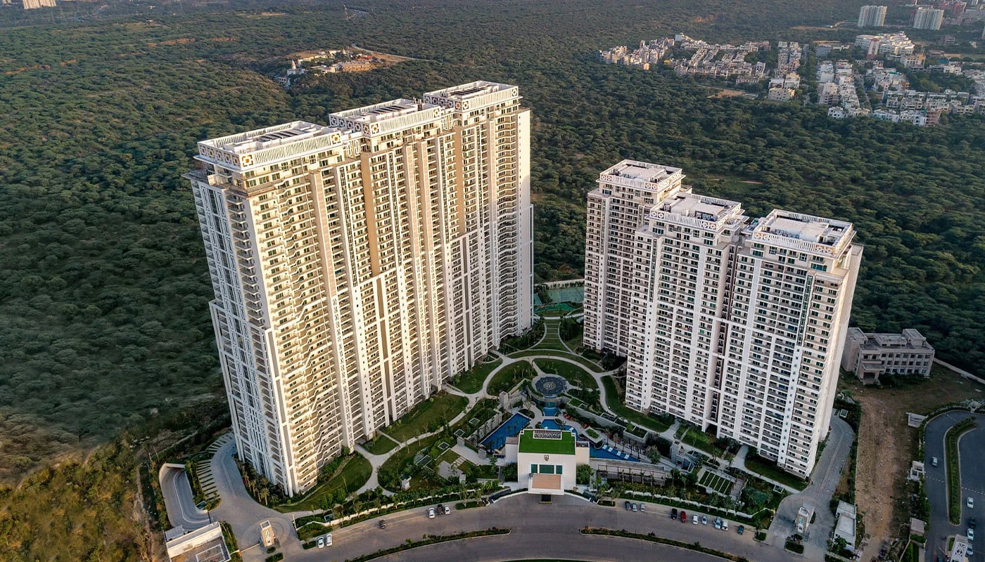 Location Advantages of DLF The Crest Sector 54 Golf Course Road Gurgaon