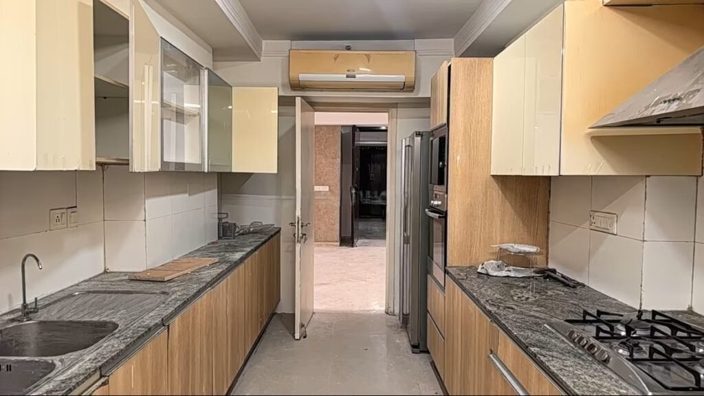 DLF The Belaire Gallery 6